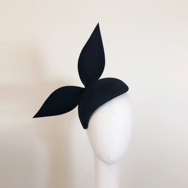Black Fur Felt Beret with Bow