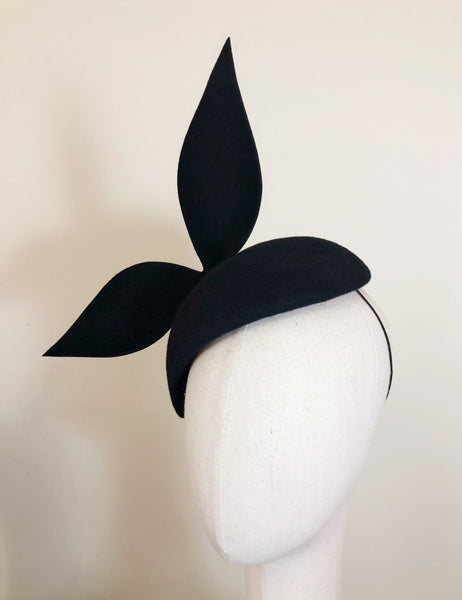 Black Fur Felt Beret with Bow