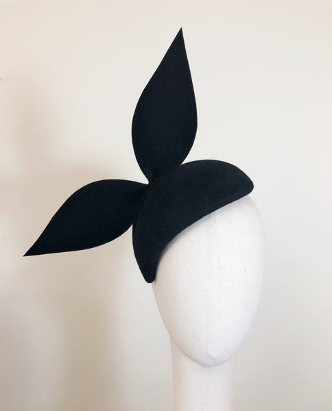 Black Fur Felt Beret with Bow